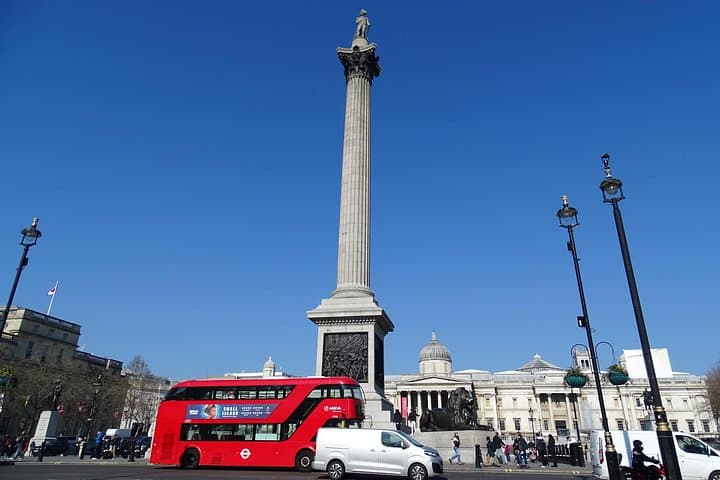 Royal Westminster Walking Tour: Private 3‑Hour St James & Parliament Highlights photo 3