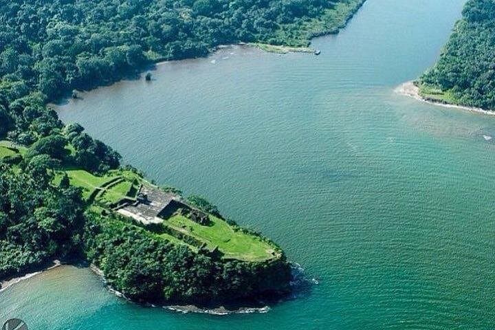 Panama Canal & San Lorenzo Fort Day Trip — Gatun Locks to Agua Clara photo 2