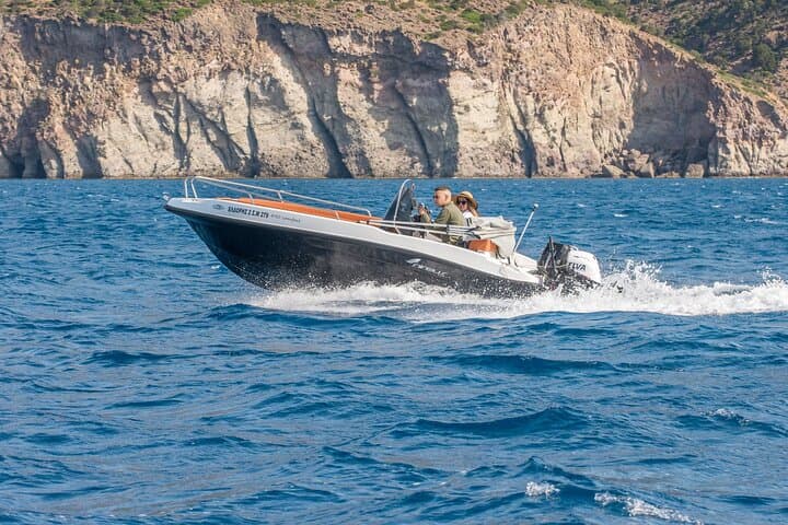 Private Eldoris Boat Rental in Milos — Self-Drive from Agia Kiriaki photo 3