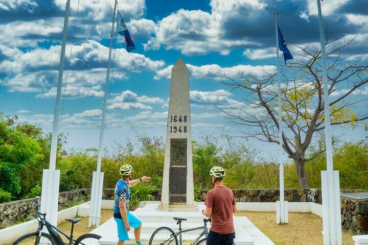 Tour de the Lagoon by E‑Bike: Cross‑Border Ride from Simpson Bay to Maho photo 2