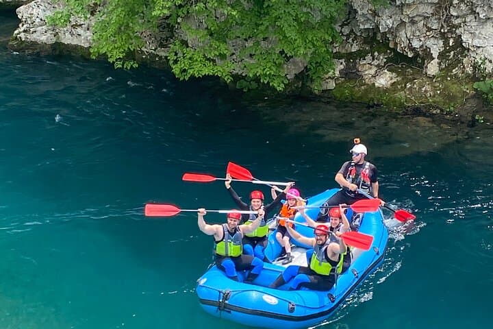 Extreme Rafting on Voidomatis River: 6km Adventure Through Vikos Gorge photo 2