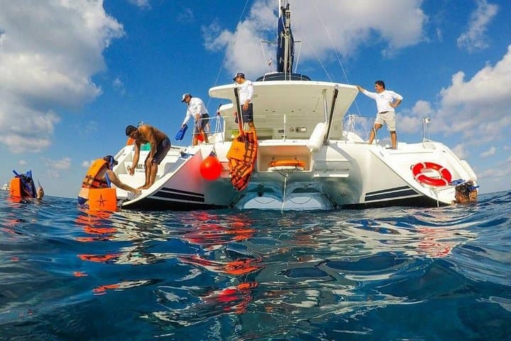 Isla Mujeres Catamaran: Snorkel, Beach Club & Open Bar from Cancun photo 5