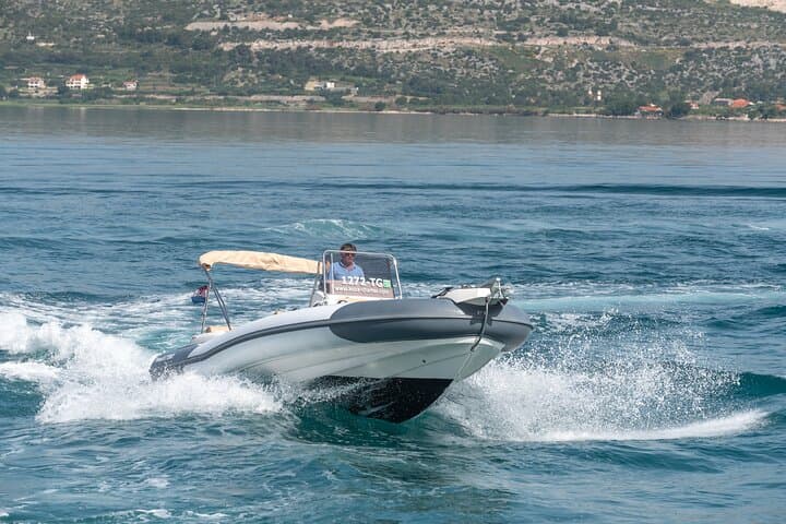 Marlin 790 Speedboat Rental from Trogir and Split — Explore Central Dalmatia photo 3