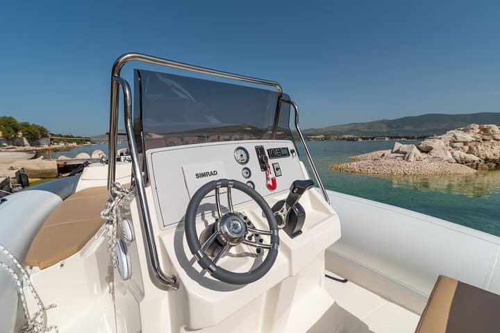 Marlin 790 Speedboat Rental from Trogir and Split — Explore Central Dalmatia photo 6