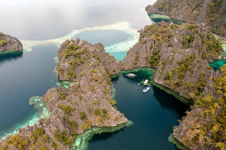 Private Coron Island Hopping by Yacht: Kayangan, Twin Lagoons & WWII Wrecks photo 3