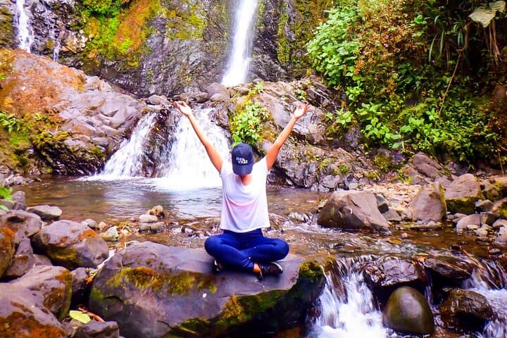 Cloud-Forest Waterfalls and 30m Rappelling Day Trip from Guayaquil photo 3