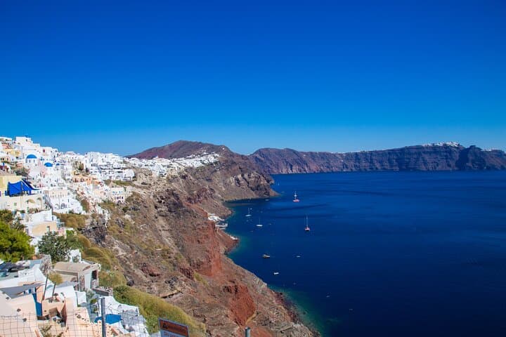 Private Santorini Customized Tour: Fira, Oia & Caldera in 4–6 Hours photo 6