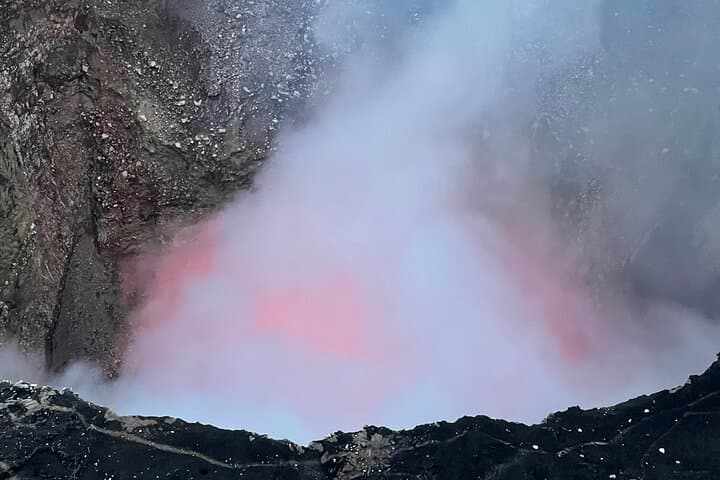 Experience the Thrill of Masaya Volcano at Night: A Private Lava Crater Tour photo 2