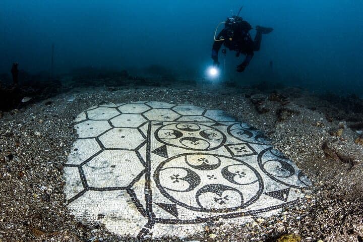 Try Scuba at Baia: Dive the Underwater Roman Ruins from Naples photo 4