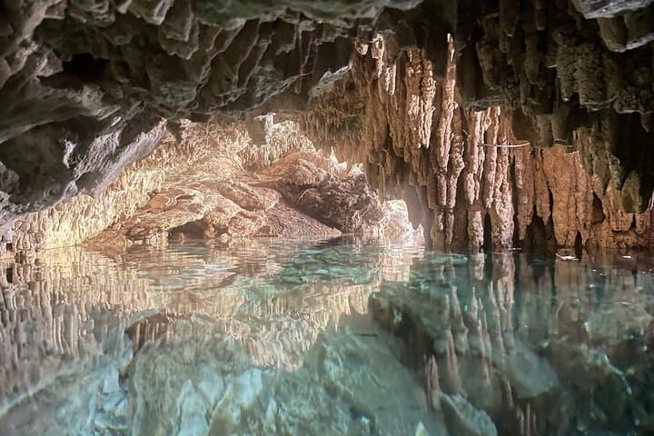 Private Tulum and Cenotes Tour: Tulum Ruins & Sac Actun Snorkeling photo 4