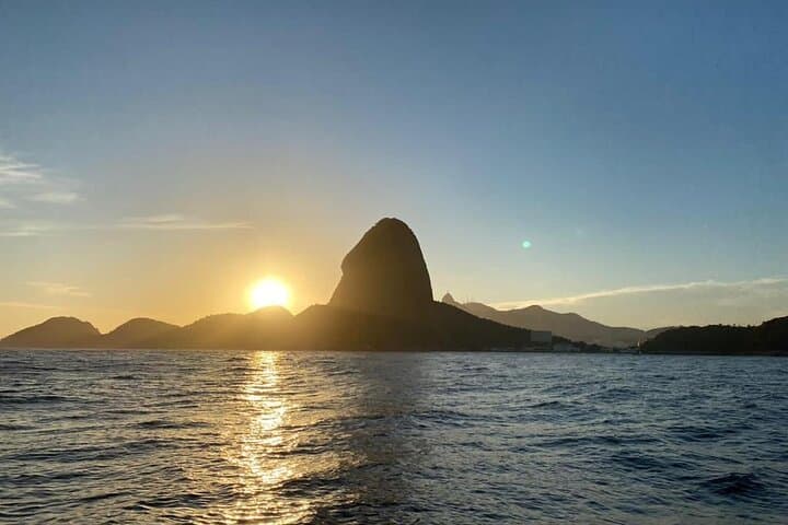 Sunset Speedboat Tour in Rio de Janeiro — Sugarloaf & Corcovado Views with Beer photo 4