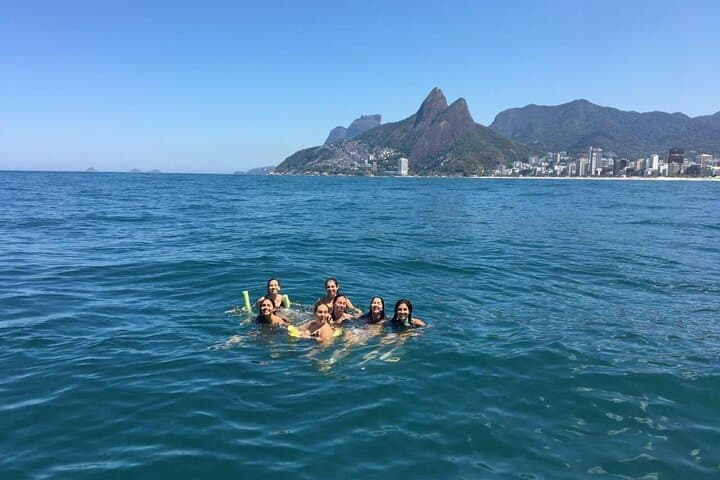 Speedboat & Cold Beer: 3-Hour Rio de Janeiro Bay Tour photo 4