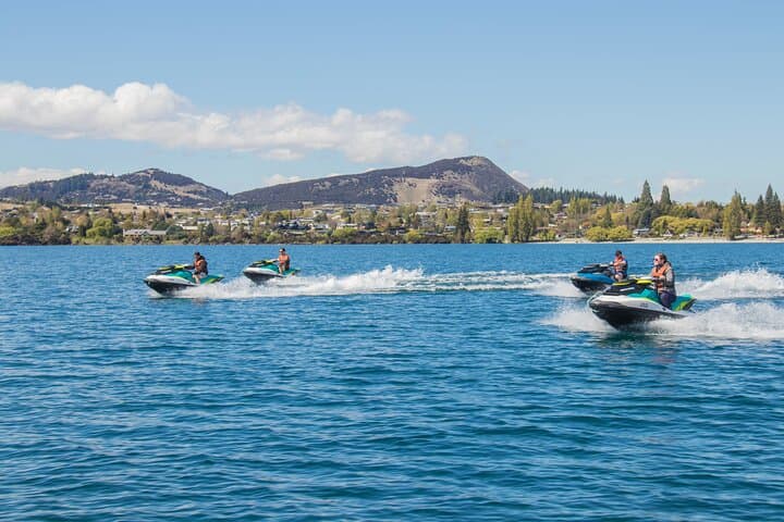 Jet Ski Lake Wanaka: 1-Hour Alpine Bay Adventure photo 2