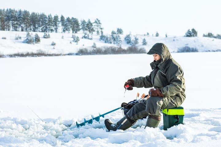 Lapland Ice Fishing from Rovaniemi: Arctic Lake Adventure & Campfire BBQ photo 2