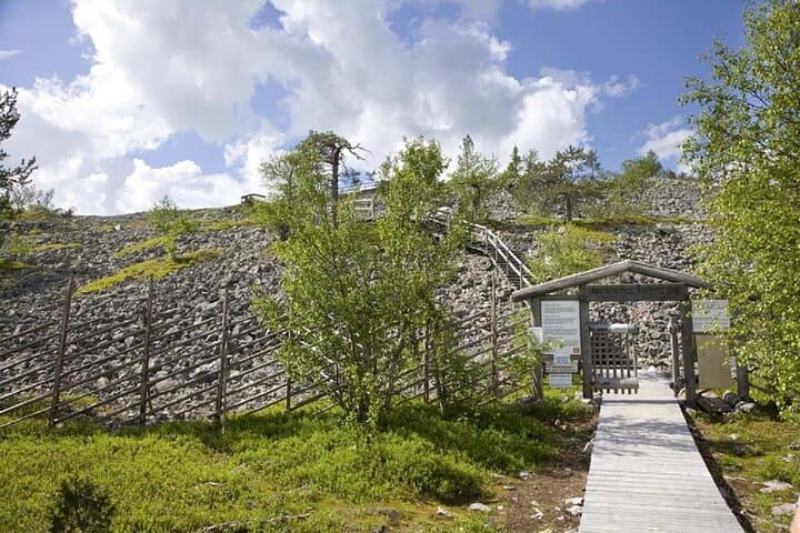 Dig for Amethyst at Luosto: Summer Mine Visit from Rovaniemi photo 4