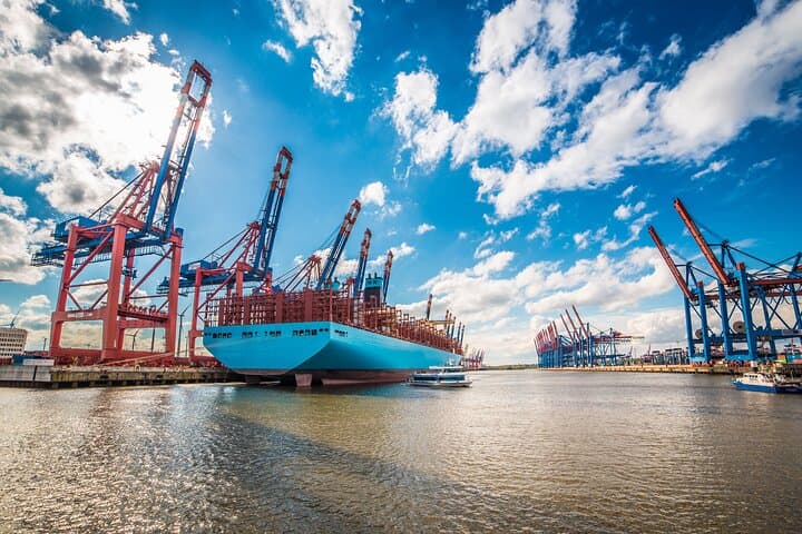 Port of Hamburg Private Guided Tour & Rickmer Rickmers Tickets
