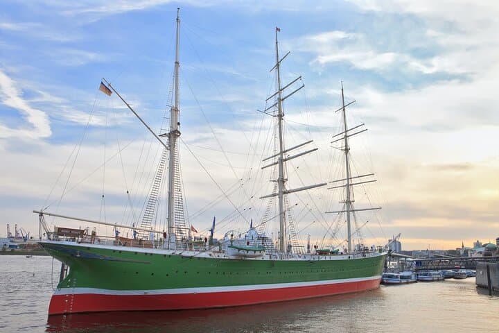 Port of Hamburg Private Guided Tour & Rickmer Rickmers Tickets photo 2