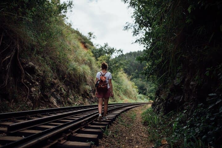 Discover Three Icons in Ella: Ella Rock, Nine Arches & Little Adam's Peak photo 4