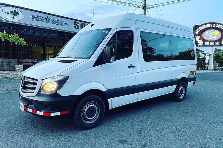 Private Shuttle from Manuel Antonio to Monteverde — Comfortable Transfer to the Cloud Forest