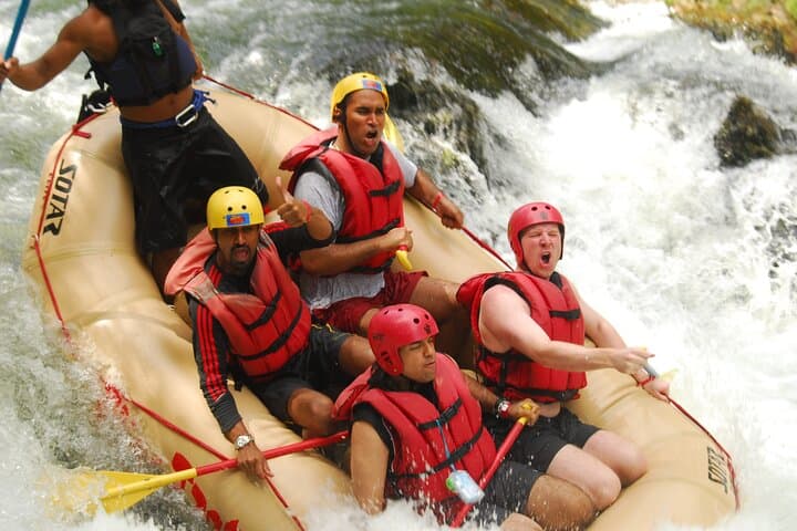 Tenorio White Water Rafting: Class III–IV Rapids Near Tamarindo, Guanacaste photo 4