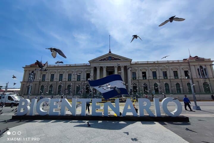 Walk San Salvador’s Historic Center: Cathedral, Markets & Coffee Tasting photo 6