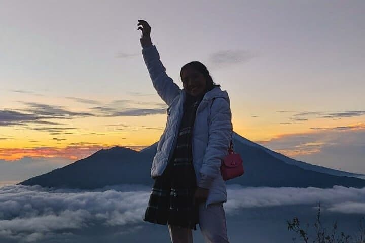 Mount Batur Sunrise Trek: Private Guided Hike with Coffee Plantation & Hot Spring Options photo 3
