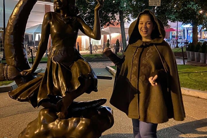 Triple Threat Salem Tours: Witch Q&A, 1692 Walking History & After-Dark Ghost Walk photo 6