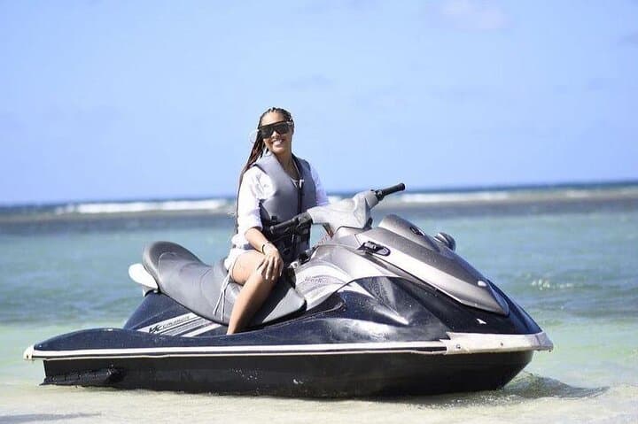 Montego Bay Jet Ski at Tropical Bliss Beach: Private 30-Min Ride & Beach Time