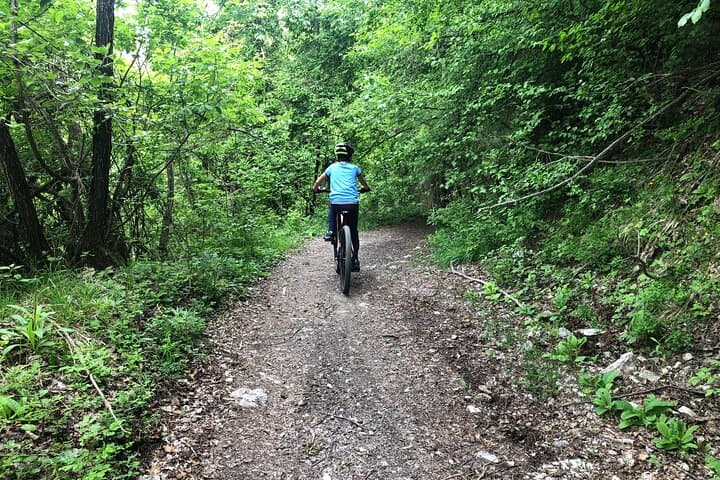 Electric Mountain Bike Rental in Bobbio — Explore Val Trebbia by e-MTB photo 4