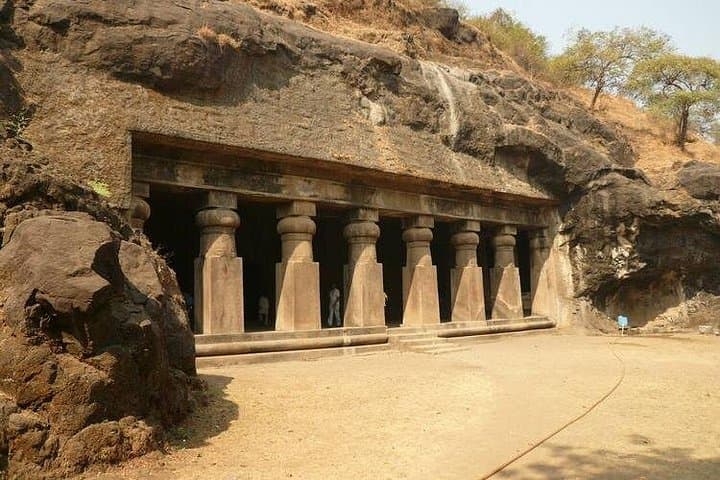 Elephanta Caves and Mumbai Half-Day Tour: Ferry to Ancient Rock-Cut Temples photo 4
