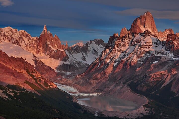 El Chaltén Full-Day Trek to Loma del Pliegue Tumbado — 360° Fitz Roy & Lake Viedma View