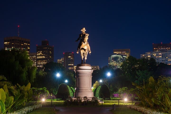 Boston Haunted Pub Crawl: Ghosts, Revolutionary Taverns, and Nighttime History photo 4