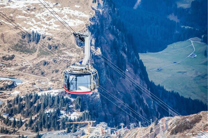 Mount Titlis Glacier Excursion from Lucerne: Ice Flyer, Cliff Walk & Snowtubing photo 2