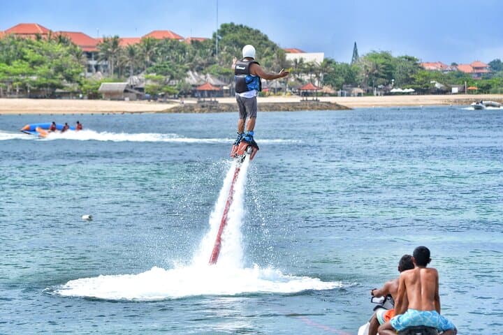 Bali Fly Board Seminyak: 20-Minute Flyboarding Over the Indian Ocean photo 2