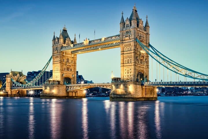 Private Half-Day London Van Tour: Top Sights in 4 Hours