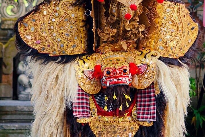 Ubud Day Tour: Barong Dance, Monkey Forest, Tegenungan Waterfall & Tirta Empul photo 5