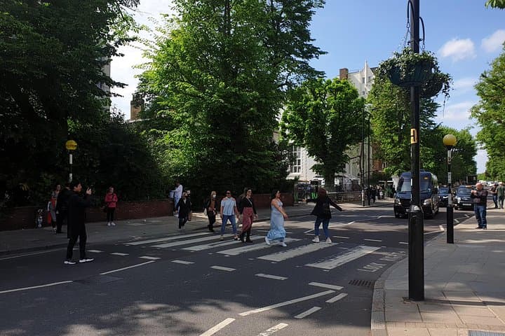 Abbey Road to Buckingham: Royal London & Beatles Private Walking Tour photo 4