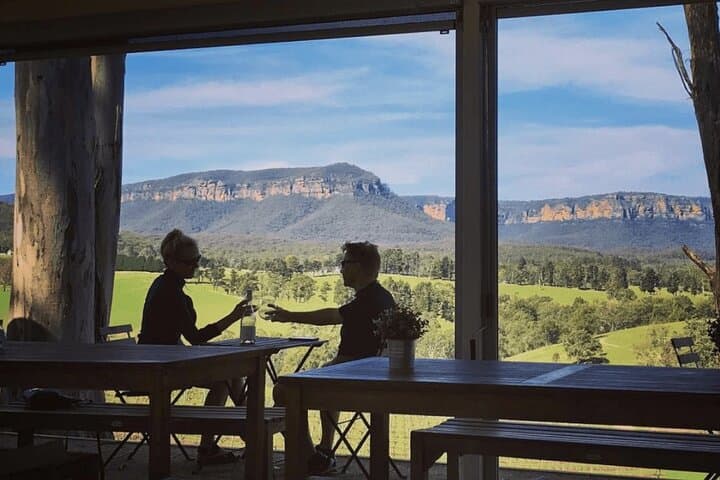 Private Blue Mountains Day Trip from Sydney with Megalong Valley Winery Visit