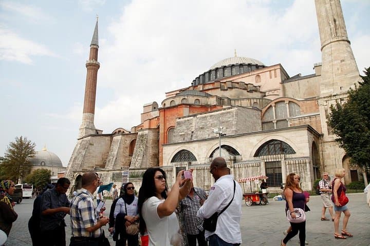 Istanbul Old City & Bosphorus Cruise – Hagia Sophia, Blue Mosque and Pierre Loti photo 4