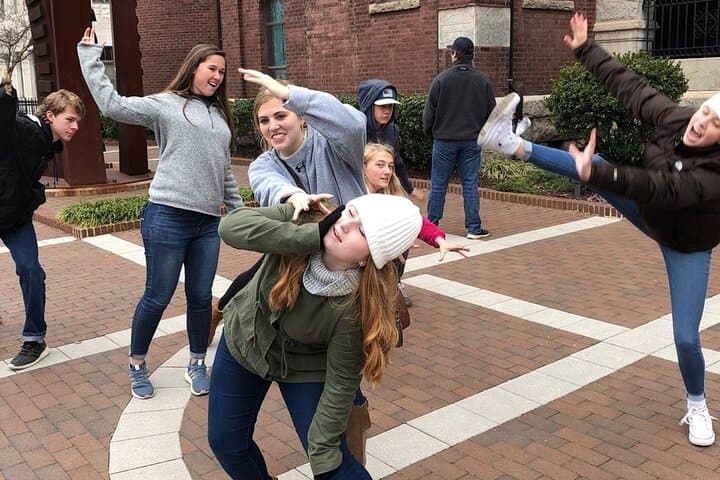 Dundee Scavenger Hunt: Explore the City with Operation City Quest