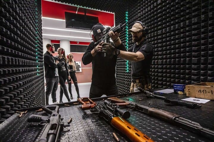 Prague Budget Shooting Packages: 2-Hour Range Experience with Pro Instructors