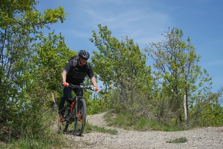 Electric Mountain Bike Rental in Bobbio — Explore Val Trebbia by e-MTB