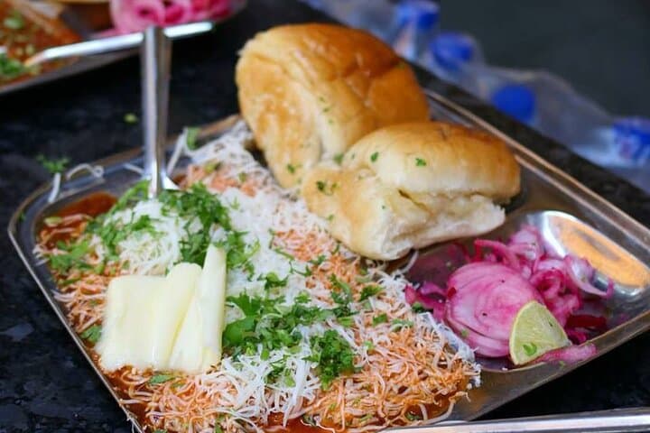 Taste Mumbai: An Evening Street Food Odyssey photo 4