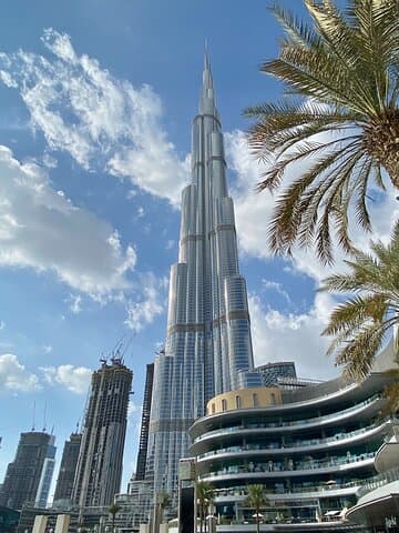 Burj Khalifa Hidden Gems: Self-Guided Audio Walking Tour in Downtown Dubai photo 6