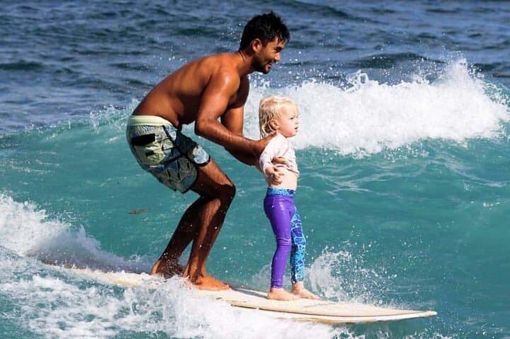 North Shore Ocean Adventure: Jeep Circle-Island, Surf Lesson & Turtle Paddleboard Tour photo 3