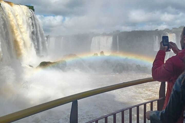 Iguaçu Falls Brazilian Side: Boat Safari, Falls Walkways & Bird Park Guide photo 6