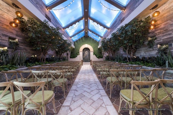Traditional Las Vegas Wedding Package at Chapel of the Flowers — Classic Vegas Elopement photo 3