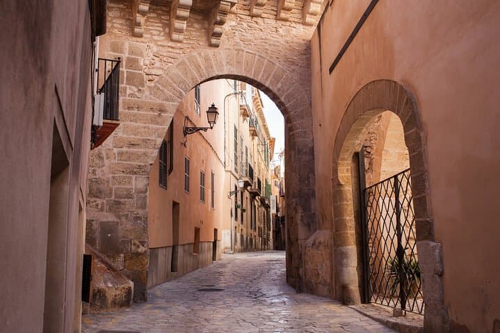 Santa Catalina AdventureDate: German-Language App-Guided Walking Challenge in Palma photo 2