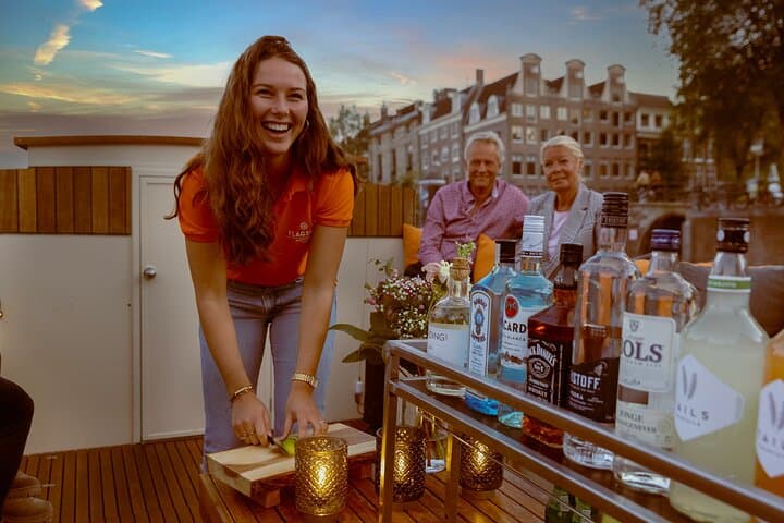 Amsterdam Evening Canal Cruise with Onboard Bar — Small Electric Boat Tour photo 2