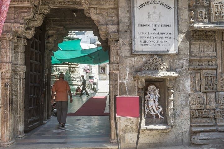 Udaipur to Nathdwara, Eklingji & Haldighati: Private Day Tour to Temples and the Haldighati Battlefield photo 5